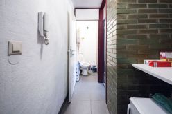 Toilette eines 2-Zimmer-Apartments